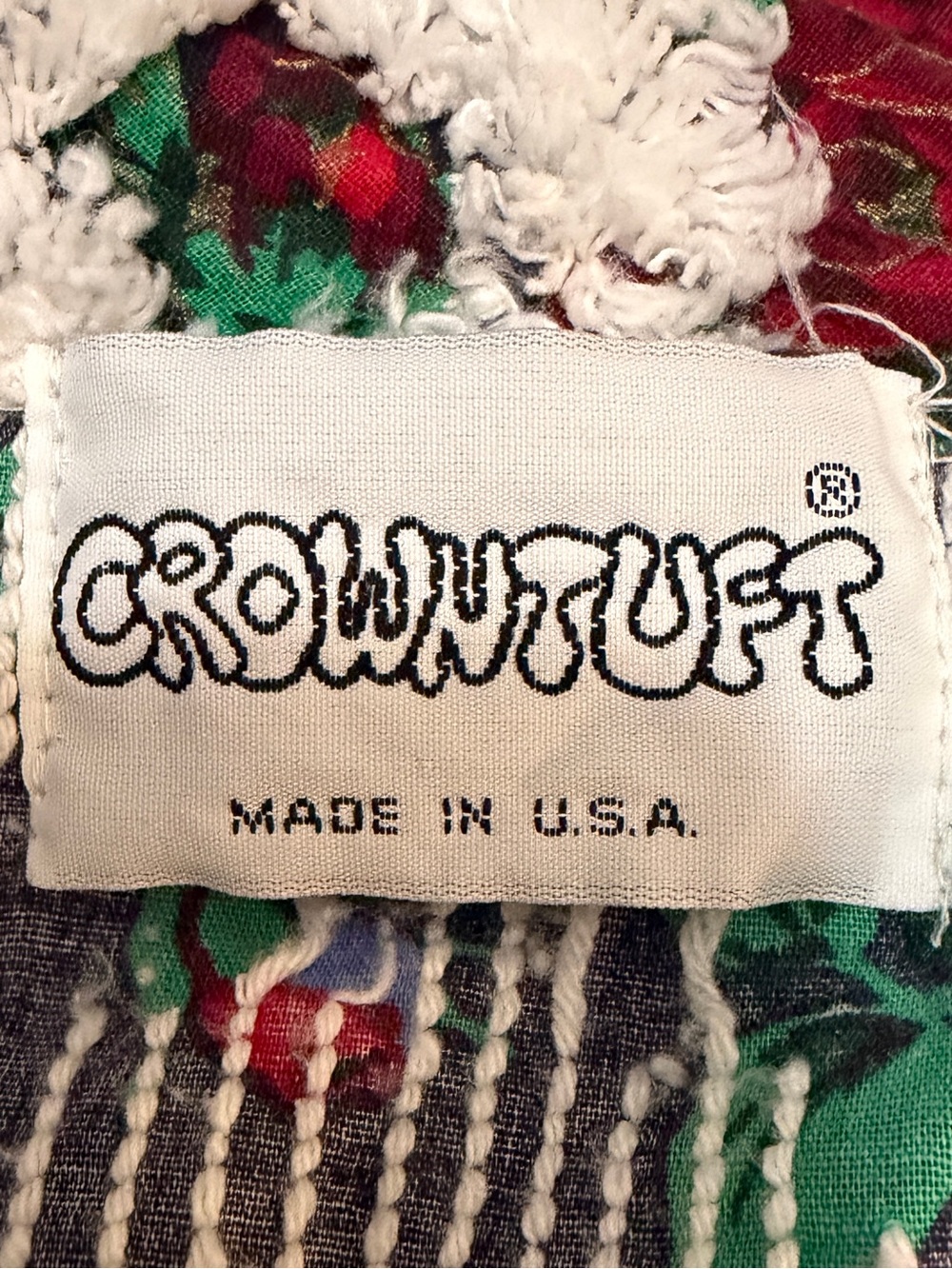 Vintage CROWNTUFT Chenille Robe Red, Green & Black Floral Print  Sz Lg - Picture 9 of 16